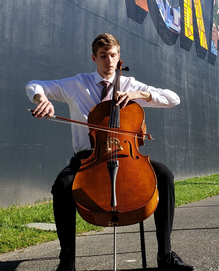 Cello Lessons for Adults | Cello Teacher in Sacramento