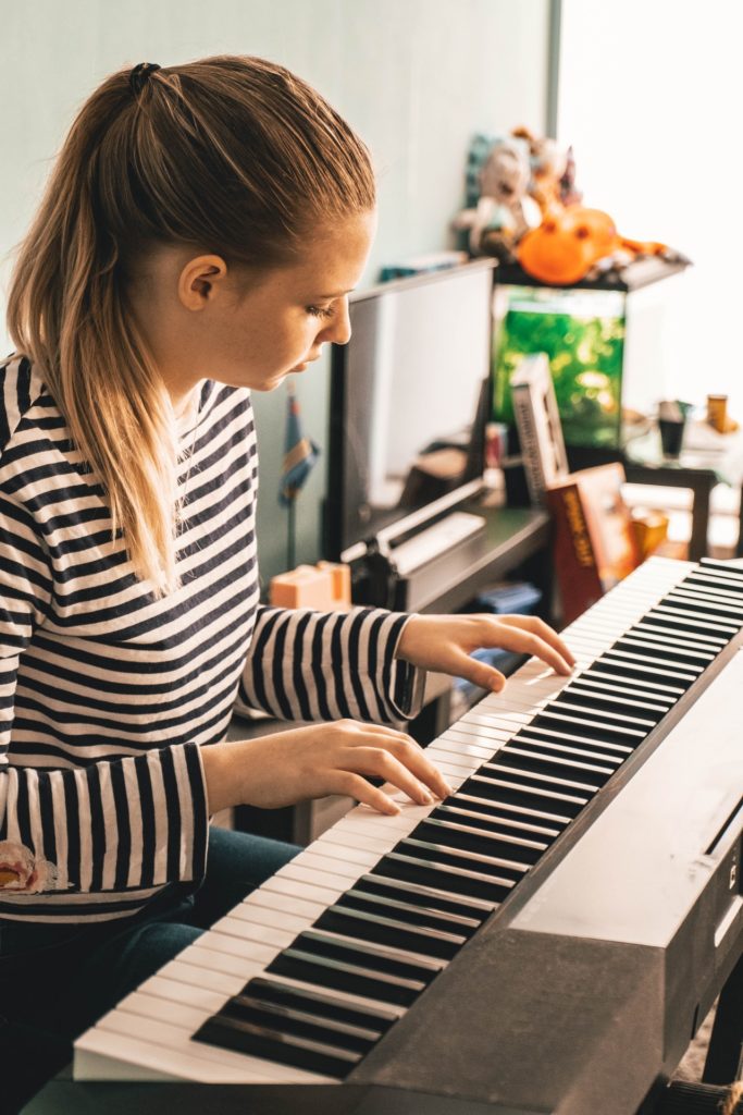 Woman Playing Piano | Piano Lessons | Piano Teacher